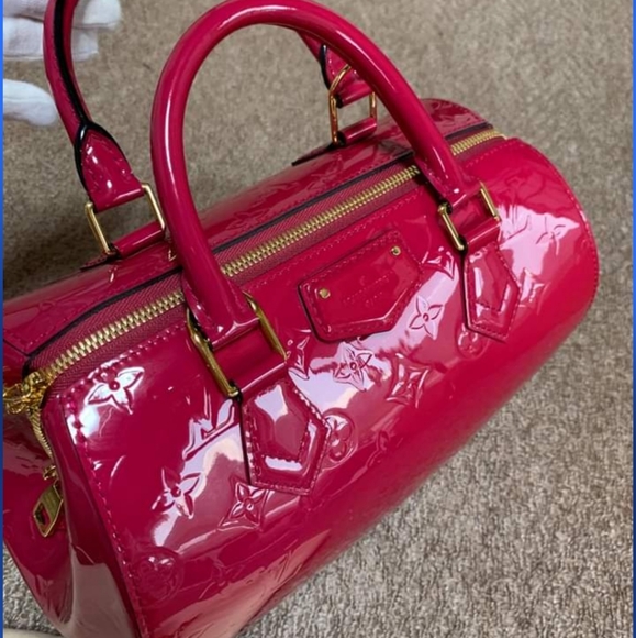 LV Montana Handbag - Picture 4 of 13